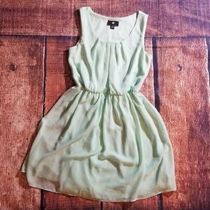 Iz Byer mint dress small